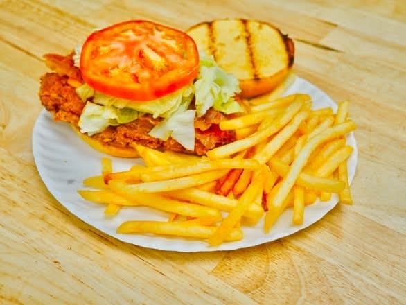 Fried Chicken Sandwich Deluxe With Fries